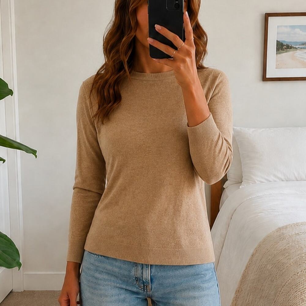 Minnie Rose Crewneck Fitted Sweater Sz S